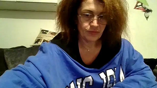 Snapshot of RubyyRosee chatting on December 3, 2025, 6:47 am RubyyRosee online show from December 3, 2025, 6:47 am