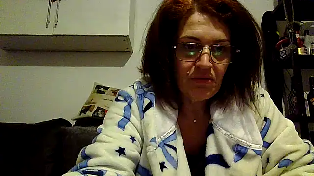 Snapshot of RubyyRosee chatting on January 6, 2026, 6:17 am RubyyRosee online show from January 6, 2026, 6:17 am
