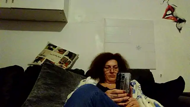 Snapshot of RubyyRosee chatting on January 17, 2026, 6:28 am RubyyRosee online show from January 17, 2026, 6:28 am