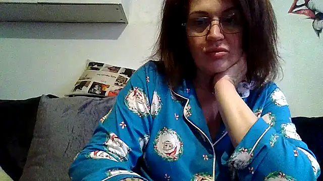 Snapshot of RubyyRosee chatting on February 12, 2026, 9:09 am RubyyRosee online show from February 12, 2026, 9:09 am