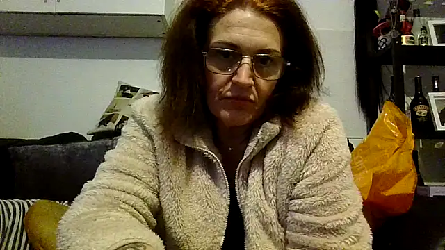 Snapshot of RubyyRosee chatting on January 7, 2026, 9:31 pm RubyyRosee online show from January 7, 2026, 9:31 pm