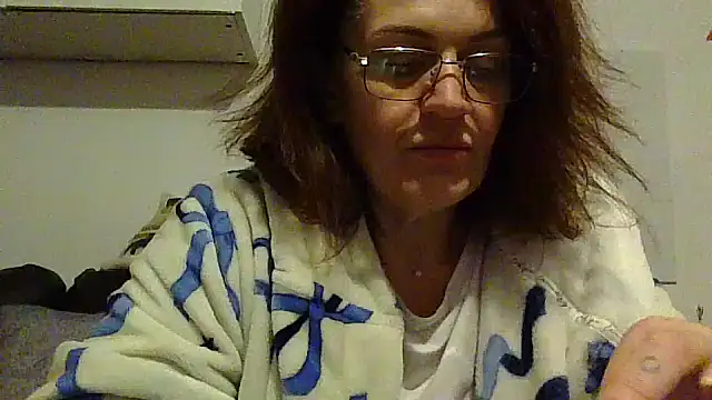 Snapshot of RubyyRosee chatting on February 28, 2026, 6:35 am RubyyRosee online show from February 28, 2026, 6:35 am