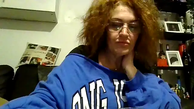 Snapshot of RubyyRosee chatting on December 19, 2025, 6:49 am RubyyRosee online show from December 19, 2025, 6:49 am