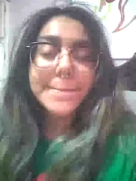 Snapshot of Lovelyrainn chatting on November 28, 2025, 3:50 am Lovelyrainn online show from November 28, 2025, 3:50 am