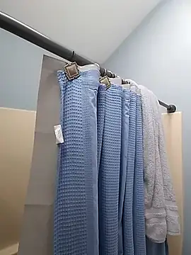 Snapshot of Lovelyrainn chatting on October 2, 2025, 5:05 pm Lovelyrainn online show from October 2, 2025, 5:05 pm