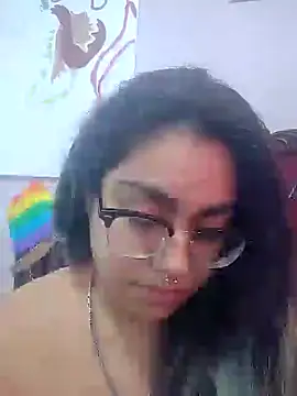 Snapshot of Lovelyrainn chatting on November 25, 2025, 5:35 pm Lovelyrainn online show from November 25, 2025, 5:35 pm