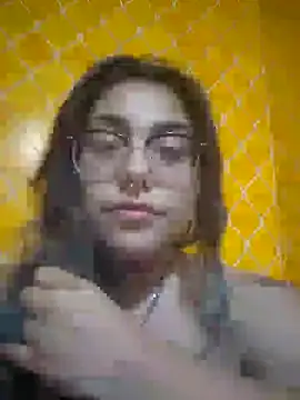 Snapshot of Lovelyrainn chatting on November 4, 2025, 5:55 am Lovelyrainn online show from November 4, 2025, 5:55 am