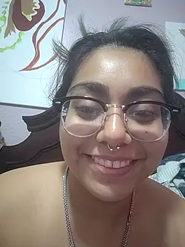 Snapshot of Lovelyrainn chatting on November 8, 2025, 11:03 am Lovelyrainn online show from November 8, 2025, 11:03 am