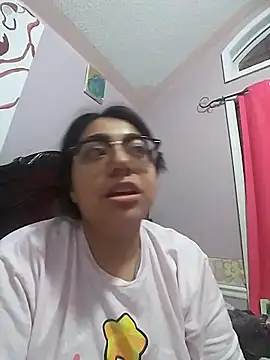 Snapshot of Lovelyrainn chatting on December 19, 2025, 12:29 pm Lovelyrainn online show from December 19, 2025, 12:29 pm