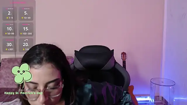 Susanahendrix online show from March 17, 2026, 6:11 pm