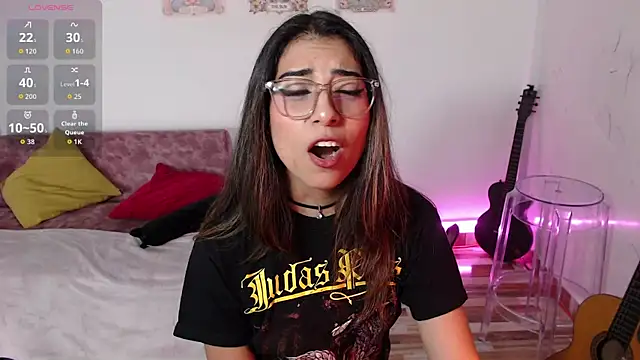 Susanahendrix online show from December 20, 2025, 7:50 pm