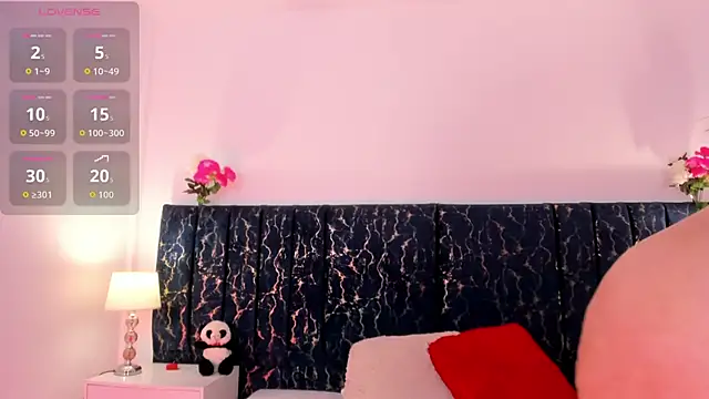 katte landerr online show from May 9, 2026, 10:18 am