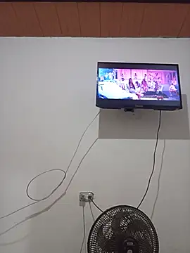 amelie sex online show from July 2, 2026, 5:41 pm