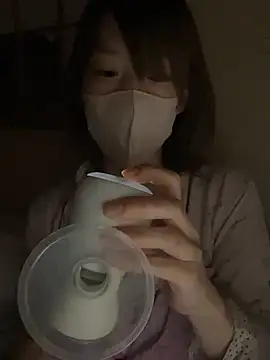 Snapshot of usako_2025 chatting on November 27, 2025, 11:54 am usako 2025 online show from November 27, 2025, 11:54 am