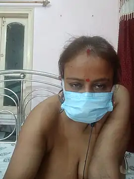 Snapshot of Barna_Love chatting on June 10, 2026, 1:56 pm Barna Love online show from June 10, 2026, 1:56 pm
