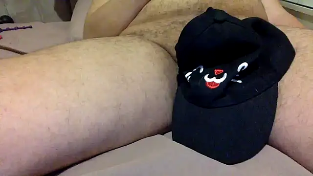 Snapshot of CaiBull chatting on June 3, 2026, 7:40 pm CaiBull online show from June 3, 2026, 7:40 pm