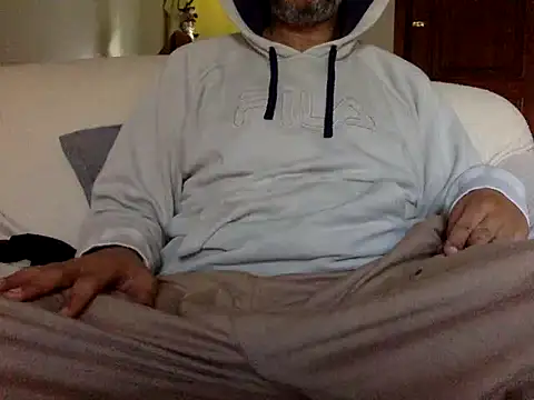 Snapshot of CaiBull chatting on January 11, 2026, 6:09 am CaiBull online show from January 11, 2026, 6:09 am