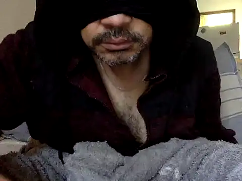 Snapshot of CaiBull chatting on January 6, 2026, 7:23 am CaiBull online show from January 6, 2026, 7:23 am