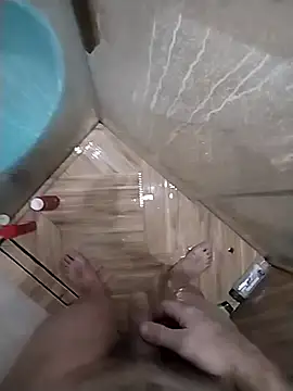 Pio185 online show from December 3, 2025, 9:58 pm