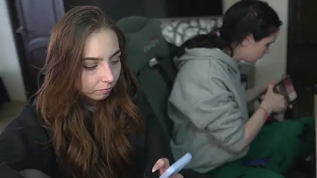 Snapshot of lis_silver chatting on January 14, 2026, 9:02 am lis silver online show from January 14, 2026, 9:02 am