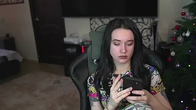 Snapshot of lis_silver chatting on January 8, 2026, 9:48 am lis silver online show from January 8, 2026, 9:48 am