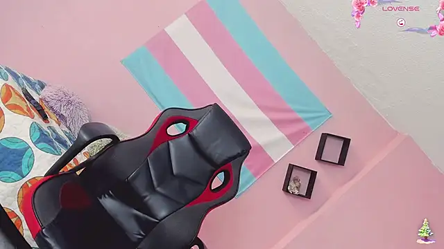 Snapshot of Melisa_Bunny69 chatting on December 14, 2025, 12:55 pm Melisa Bunny69 online show from December 14, 2025, 12:55 pm