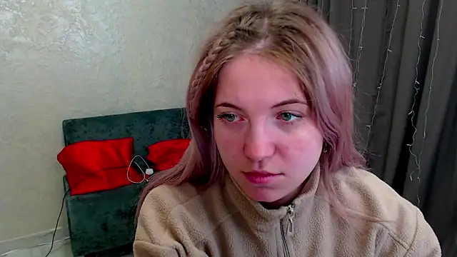 arlana klart online show from March 3, 2026, 1:34 am