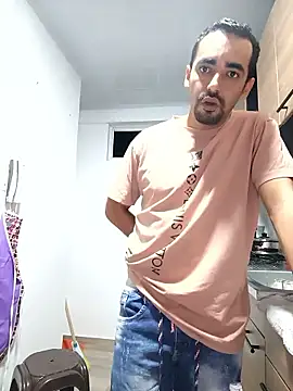 Snapshot of stivenlujan69 chatting on January 12, 2026, 3:13 am stivenlujan69 online show from January 12, 2026, 3:13 am