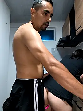 Snapshot of stivenlujan69 chatting on December 17, 2025, 3:33 am stivenlujan69 online show from December 17, 2025, 3:33 am