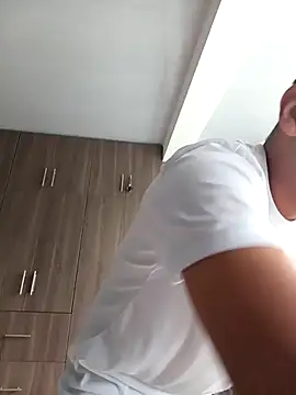 Snapshot of stivenlujan69 chatting on November 20, 2025, 1:01 pm stivenlujan69 online show from November 20, 2025, 1:01 pm