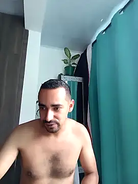 Snapshot of stivenlujan69 chatting on December 18, 2025, 3:05 pm stivenlujan69 online show from December 18, 2025, 3:05 pm