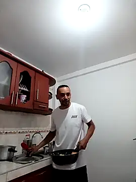 Snapshot of stivenlujan69 chatting on March 3, 2026, 7:10 pm stivenlujan69 online show from March 3, 2026, 7:10 pm