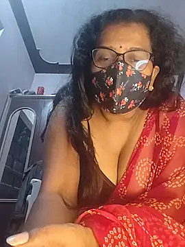 Snapshot of sexy_aaru chatting on June 24, 2026, 4:49 pm sexy aaru online show from June 24, 2026, 4:49 pm