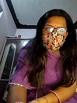 Snapshot of sexy_aaru chatting on July 19, 2026, 5:32 pm sexy aaru online show from July 19, 2026, 5:32 pm