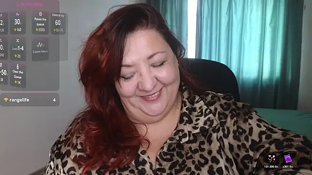 Snapshot of Ophelia_Orbit chatting on November 9, 2025, 7:23 am Ophelia Orbit online show from November 9, 2025, 7:23 am