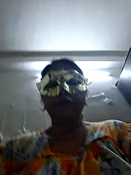 Snapshot of SIMIHOT chatting on May 21, 2026, 3:42 pm SIMIHOT online show from May 21, 2026, 3:42 pm