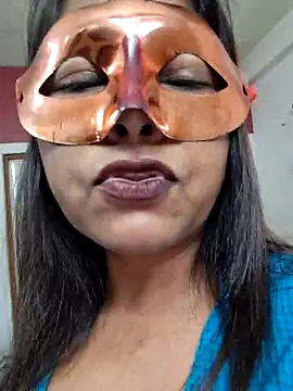 SIMIHOT online show from November 18, 2025, 9:12 am