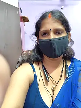 Sonalihot  online show from April 18, 2026, 6:10 pm