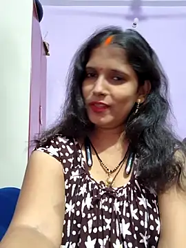 Snapshot of Sonalihot_ chatting on June 1, 2026, 10:37 am Sonalihot online show from June 1, 2026, 10:37 am