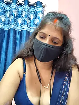 Snapshot of Sonalihot_ chatting on November 9, 2025, 6:45 pm Sonalihot online show from November 9, 2025, 6:45 pm