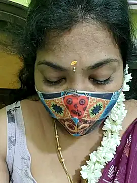 Snapshot of Tamil_Mithra chatting on July 6, 2026, 7:59 am Tamil Mithra online show from July 6, 2026, 7:59 am