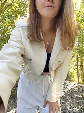 Snapshot of YOOUR_EVAA chatting on September 14, 2025, 6:03 am YOOUR EVAA online show from September 14, 2025, 6:03 am