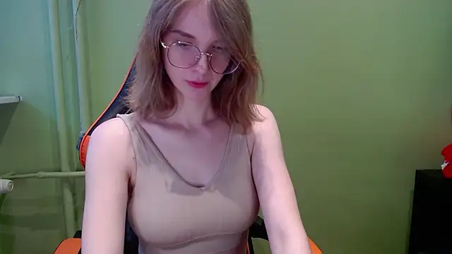 juicyPenny online show from March 15, 2026, 6:53 am