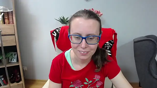 Snapshot of sweetxLizzy chatting on May 5, 2026, 6:16 am sweetxLizzy online show from May 5, 2026, 6:16 am
