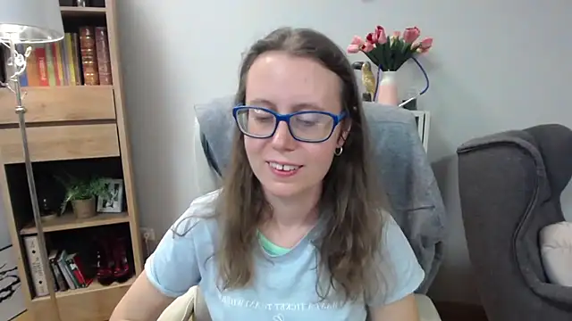 Snapshot of sweetxLizzy chatting on May 25, 2026, 4:34 am sweetxLizzy online show from May 25, 2026, 4:34 am