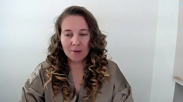 Darklure  online show from October 4, 2025, 4:41 pm