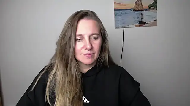 Darklure  online show from October 9, 2025, 2:17 pm