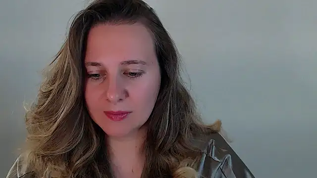 Darklure  online show from September 20, 2025, 10:59 pm