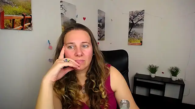 Darklure  online show from October 15, 2025, 1:52 pm