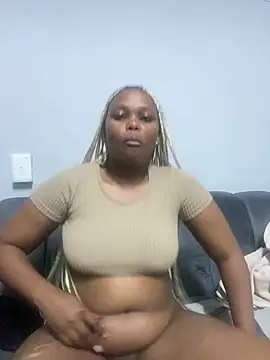 Snapshot of Abby_108 chatting on February 5, 2026, 6:15 pm Abby 108 online show from February 5, 2026, 6:15 pm